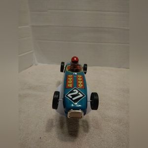 Vintage lotus racing car 27